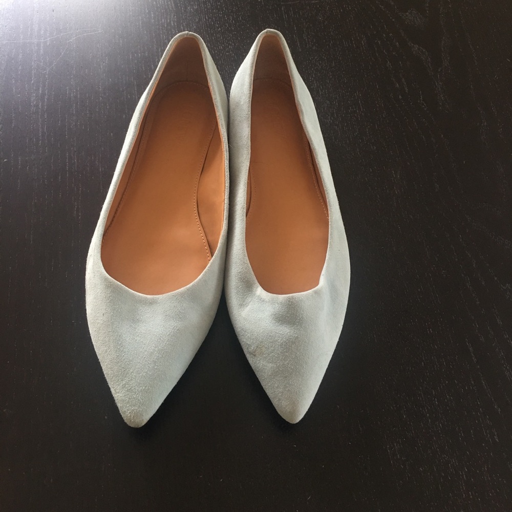 Turquoise Flats - Picture 1 of 2